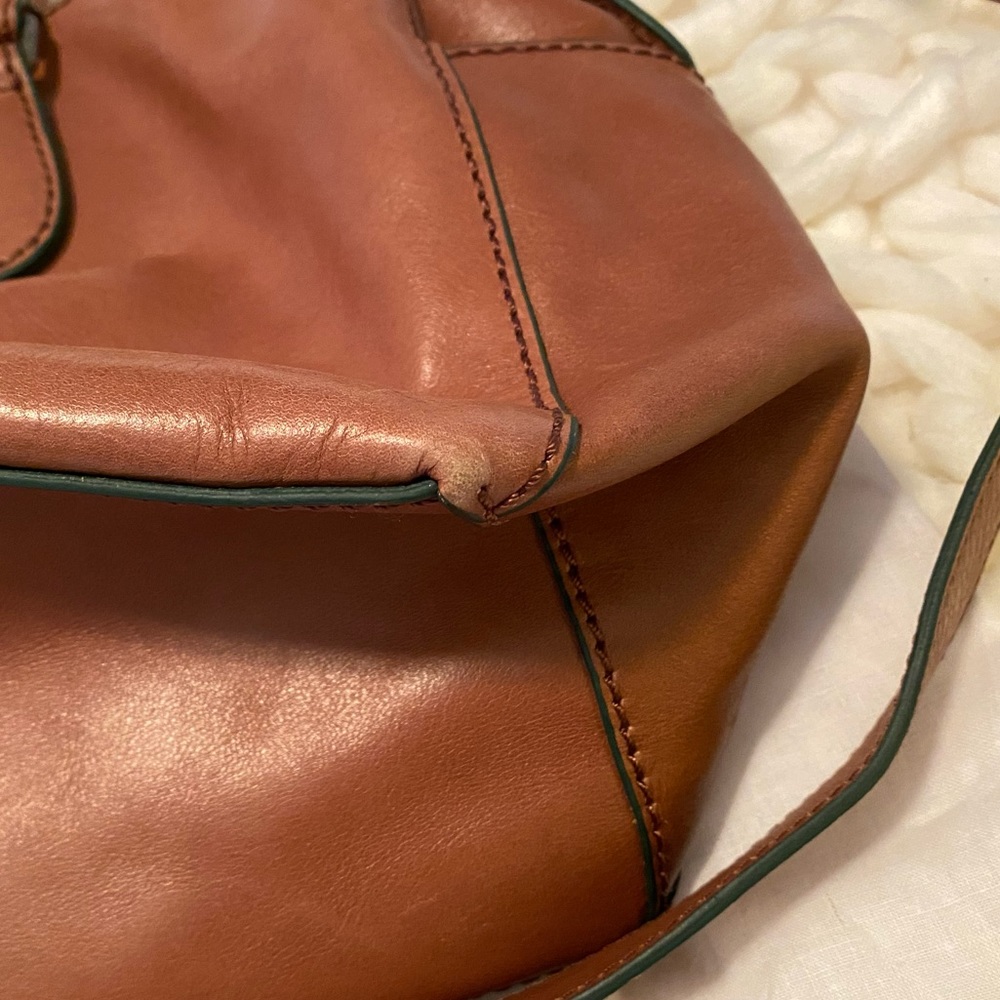 Liebeskind Berlin Milena Glossy Handbag in Sand - Picture 10 of 15